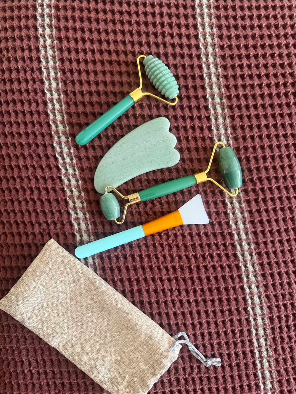 Green Facial Roller & Gua Sha Spa Set